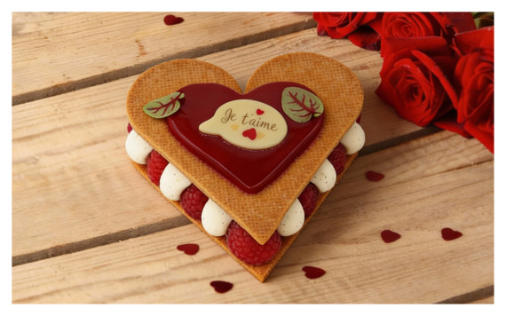 Entremets cœur framboise