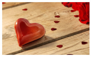 Bonbonnière cœur Chocolat noir & caramel au beurre salé